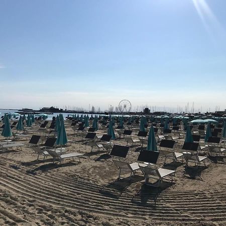 Attico Mare Rimini Apartment Екстериор снимка